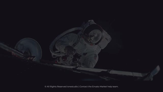 Glitch Text Animator